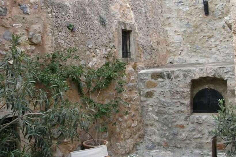 Dorovinis Monemvasia Castlehouses