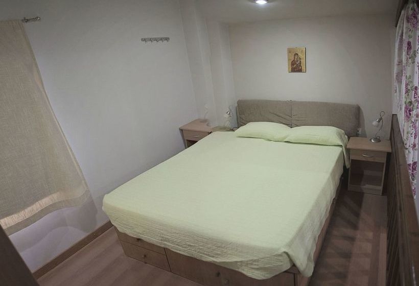 Pauls Garden Studios