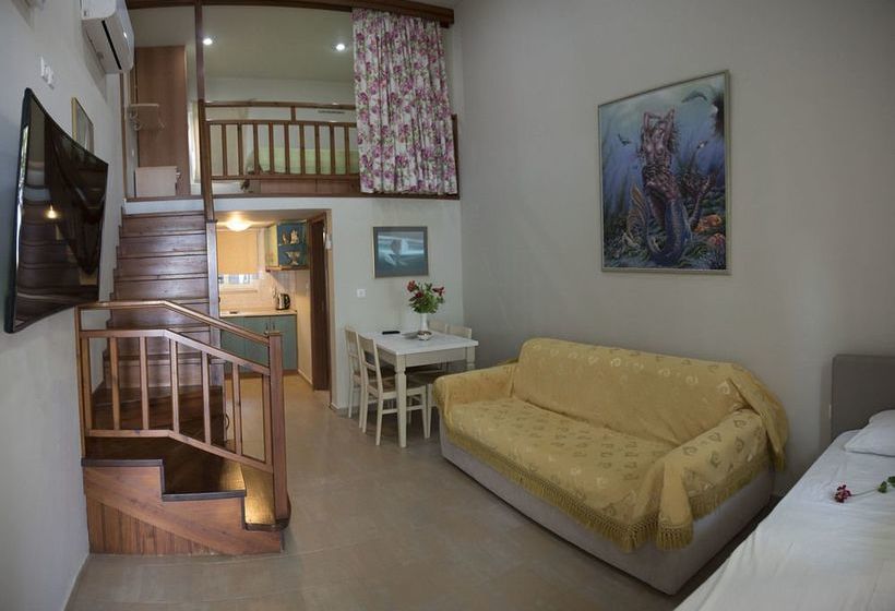 Pauls Garden Studios