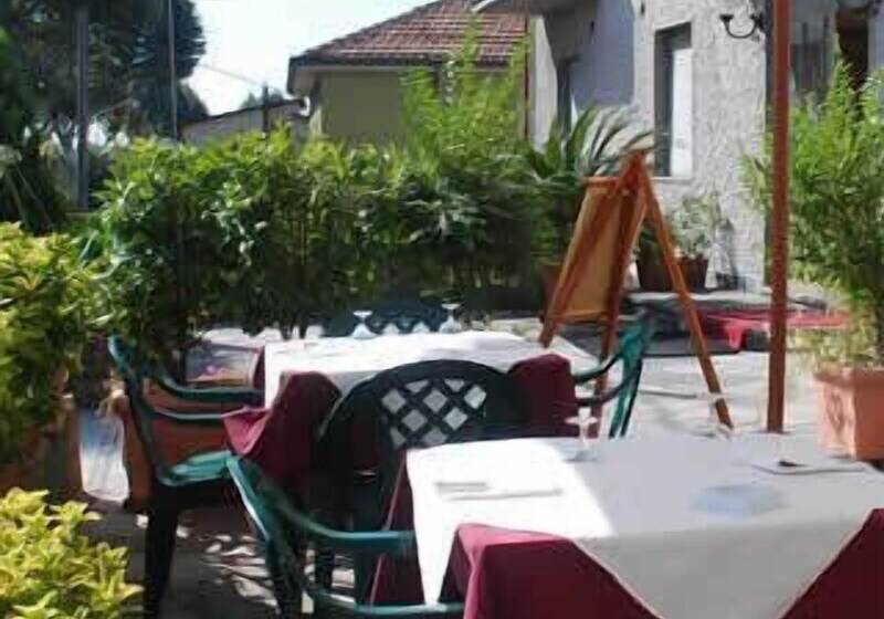 בית מלון כפרי Albergo Smeraldo