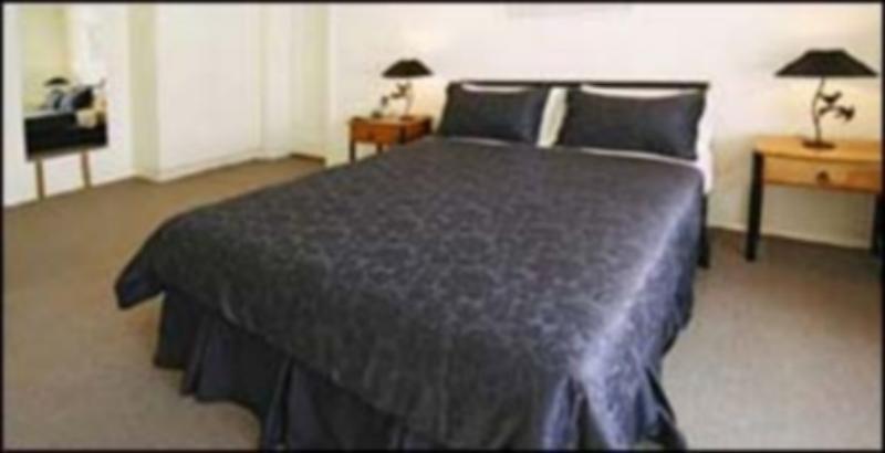 Отель Alpine Retreat Mt Buller