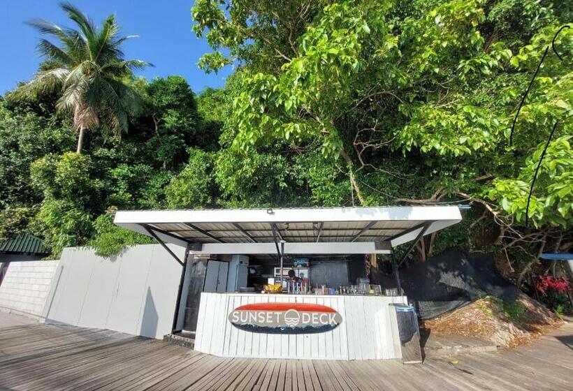 בית מלון כפרי Alunan Resort All Inclusive