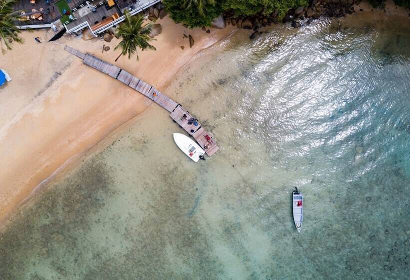 בית מלון כפרי Alunan Resort All Inclusive