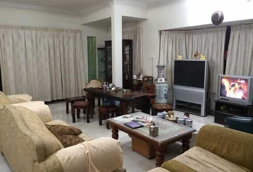 ホテル Awanastay Ipoh