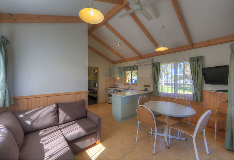 בית מלון כפרי Big4 Narooma Easts Holiday Park