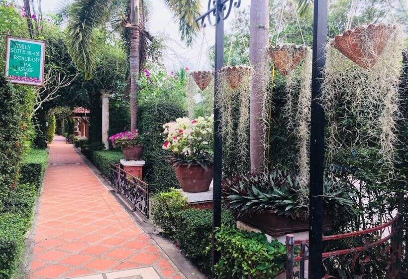 Отель Budsaba Resort & Spa