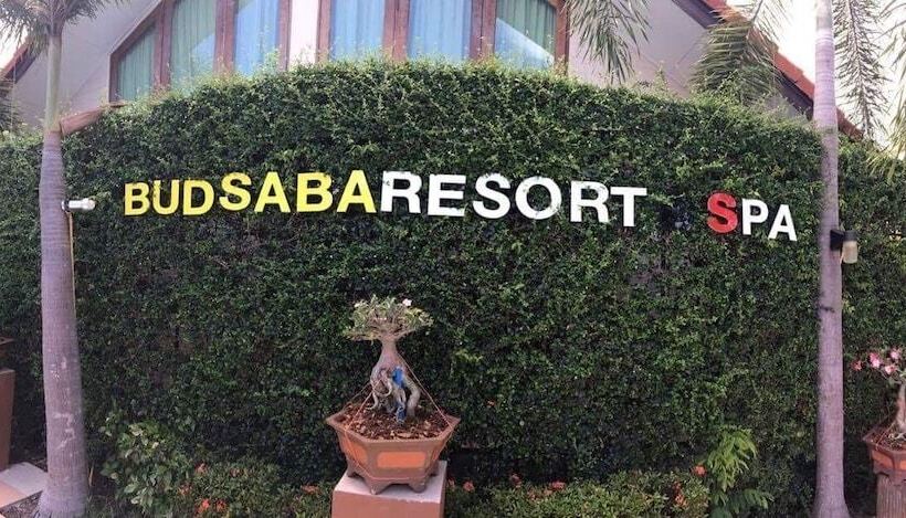 Отель Budsaba Resort & Spa