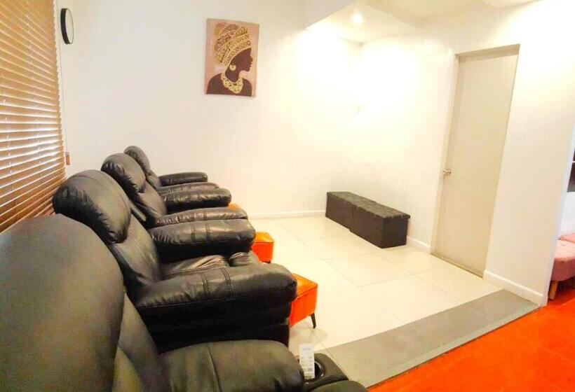 Отель California Suite