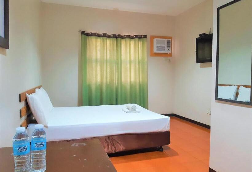 Отель California Suite