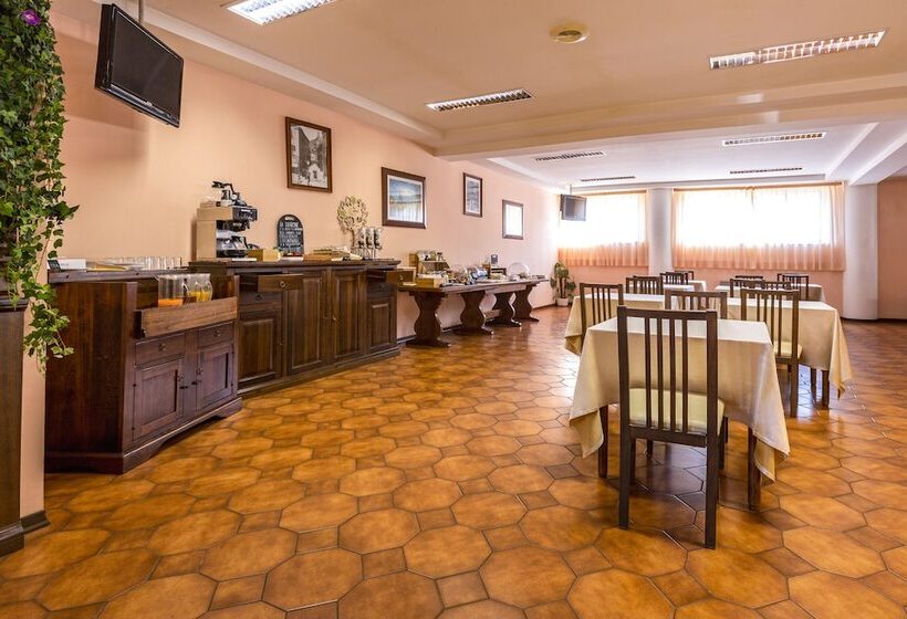 Catignano Hotel Ristorante