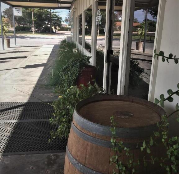 هتل Ceduna Motor Inn