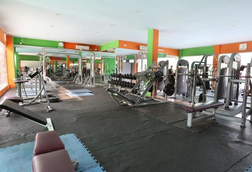 The Centro Hotel & Residence By Orchardz