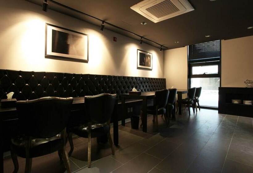 فندق Cheonan Zaza