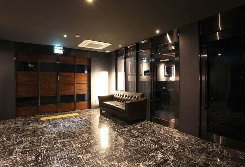 فندق Cheonan Zaza