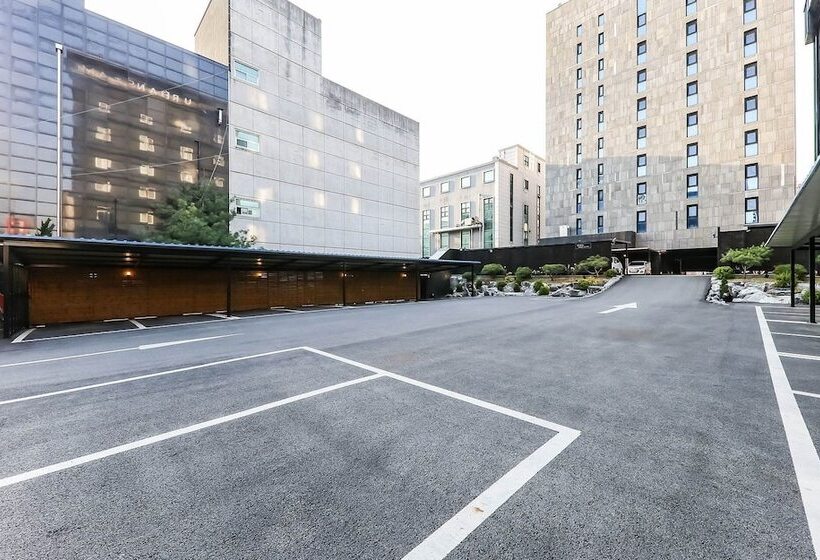 فندق Cheonan Zaza