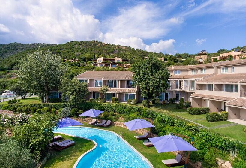 בית מלון כפרי Chia Laguna Resort - Spazio Oasi