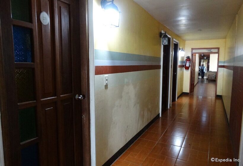 هتل Circon Businessman's Inn