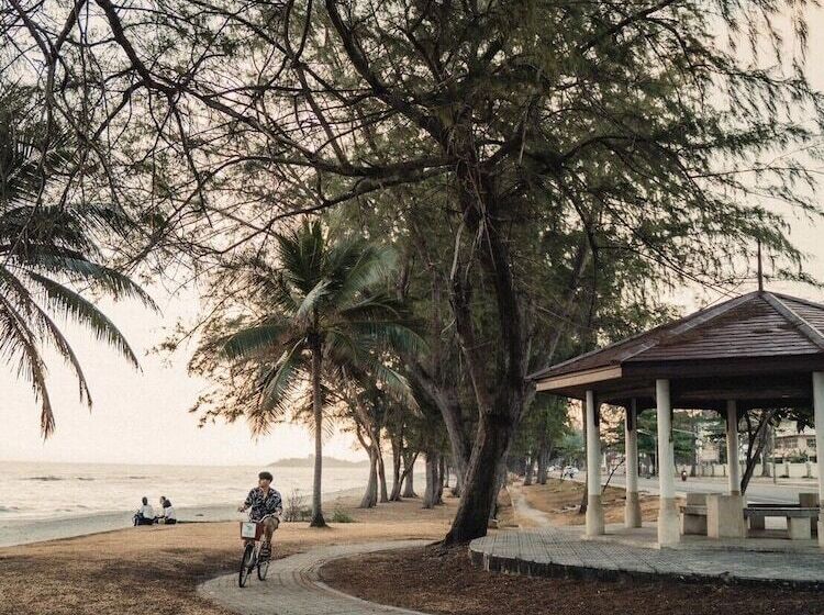 هتل Club Tree