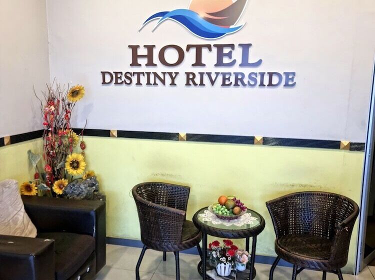 בית מלון כפרי O Destiny Riverside