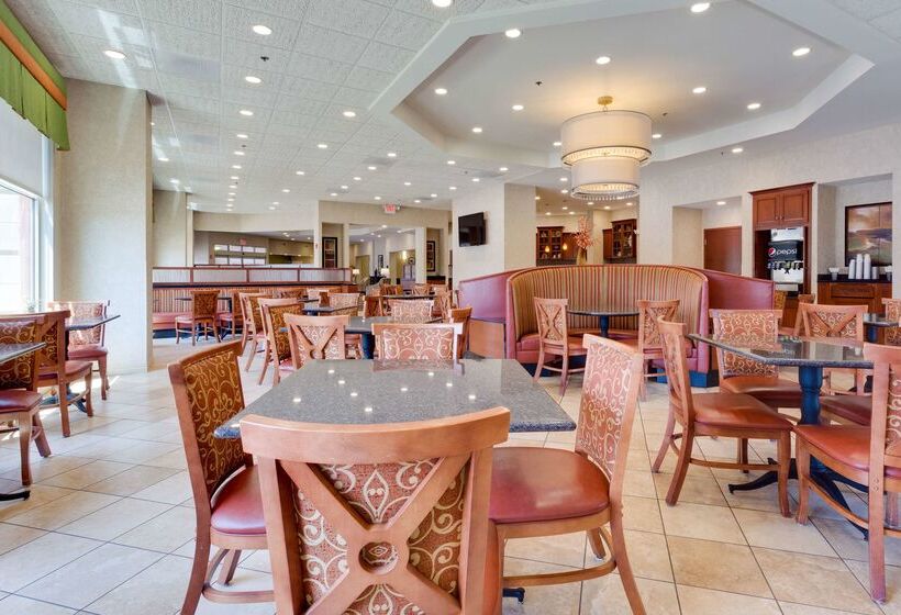 فندق Drury Inn & Suites Independence Kansas City