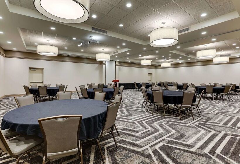 فندق Drury Inn & Suites Independence Kansas City