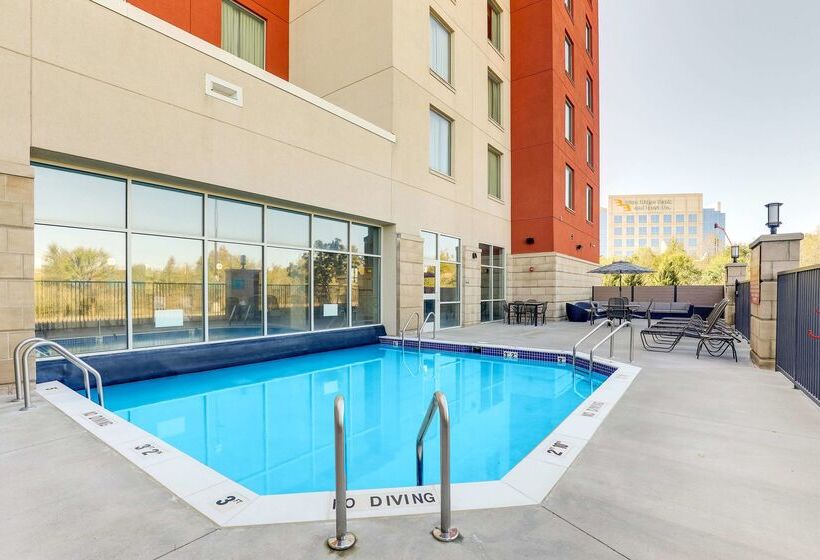 בית מלון כפרי Drury Inn & Suites Independence Kansas City