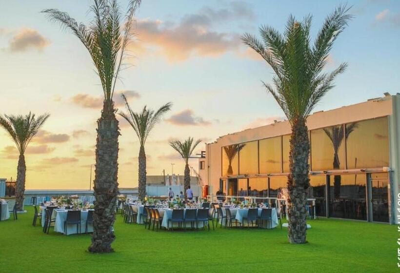 Отель El Yam Luxury Resort