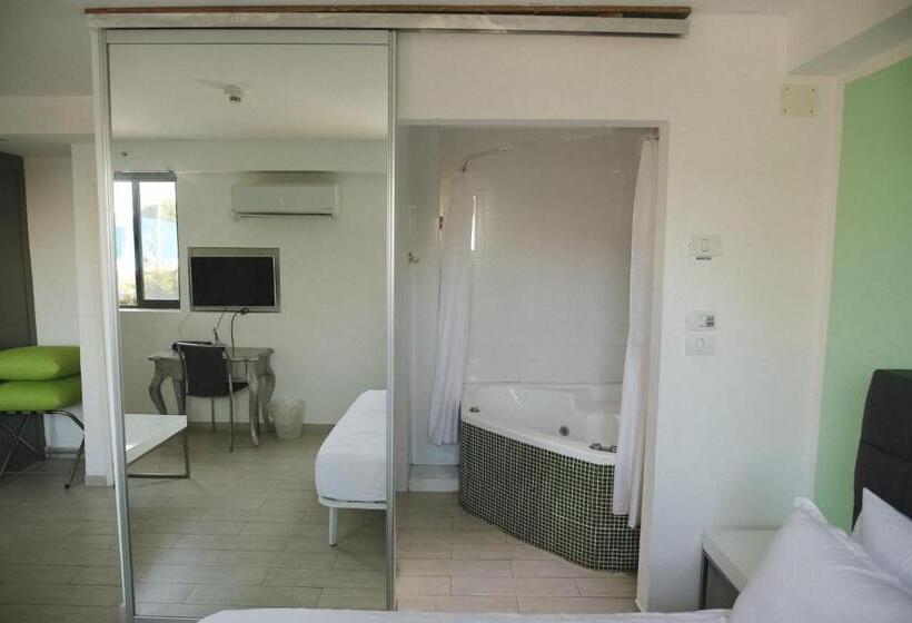 Отель El Yam Luxury Resort