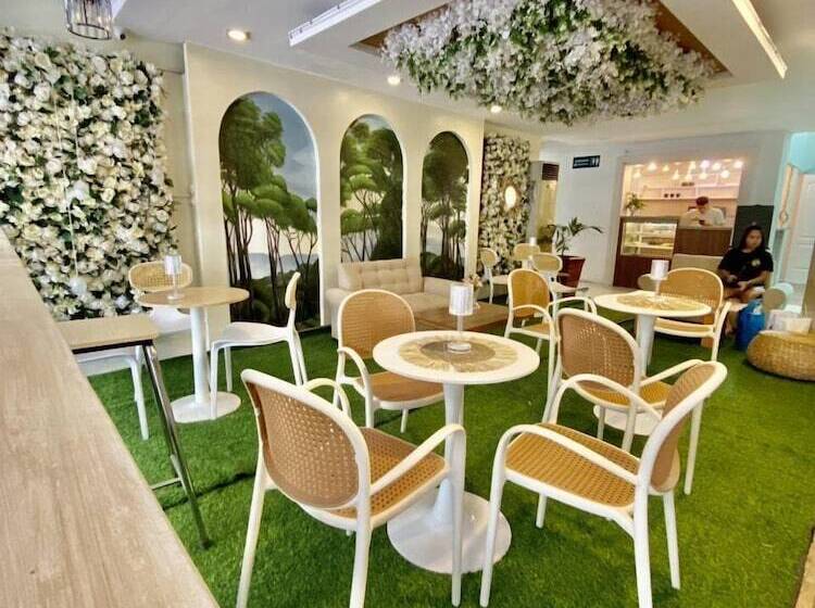 فندق Euroasia By Bluebookers