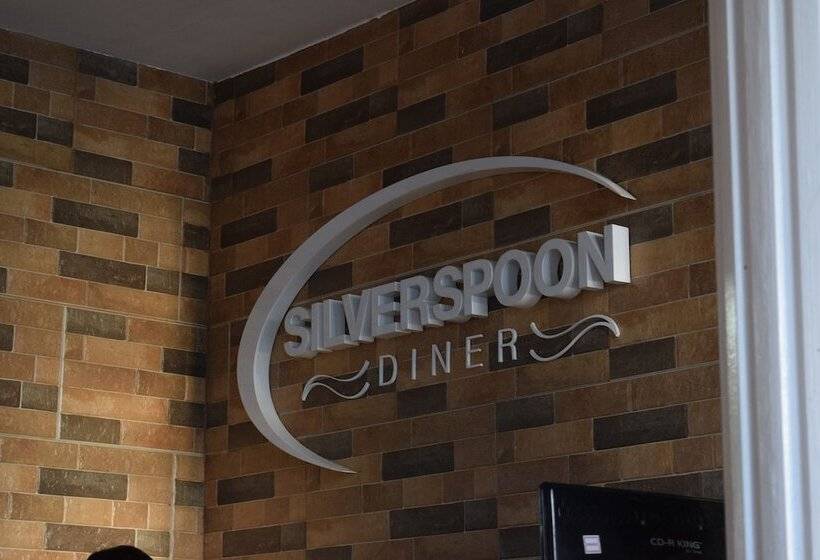 فندق Euroasia By Bluebookers