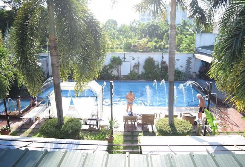 فندق Euroasia By Bluebookers