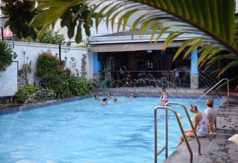 فندق Euroasia By Bluebookers