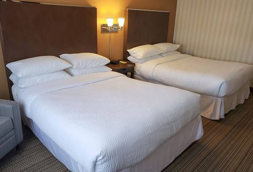 בית מלון כפרי Prestige Prince George Lodge