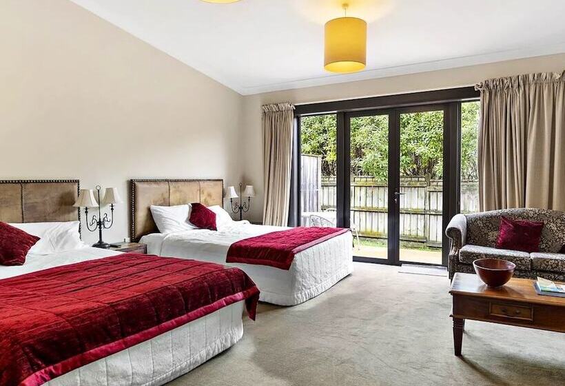 בית מלון כפרי Gateway Motor Inn