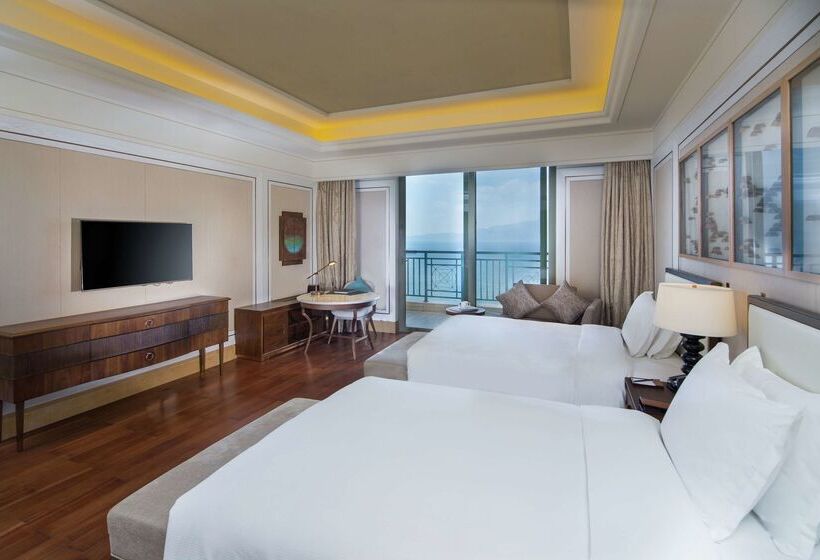 فندق Hilton Yuxi Fuxian Lake