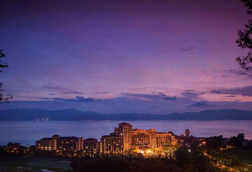 فندق Hilton Yuxi Fuxian Lake