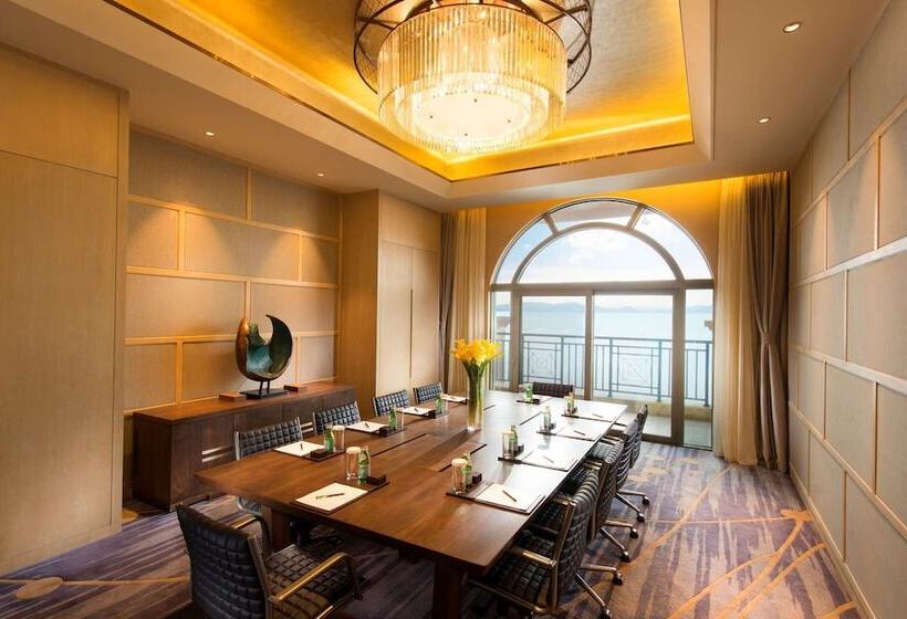 فندق Hilton Yuxi Fuxian Lake