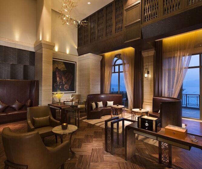 فندق Hilton Yuxi Fuxian Lake