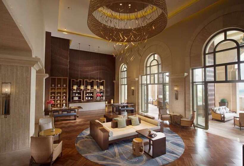 فندق Hilton Yuxi Fuxian Lake