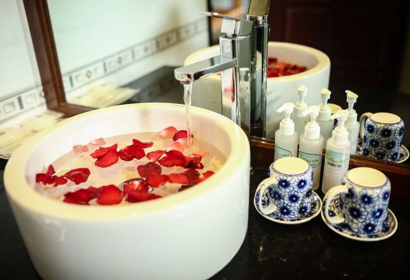 هتل Hoi An Holiday Villa