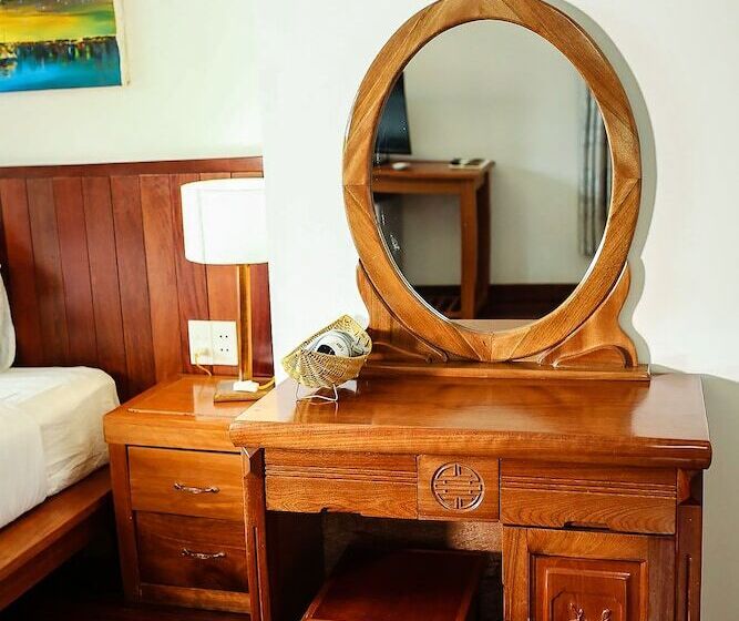 هتل Hoi An Holiday Villa