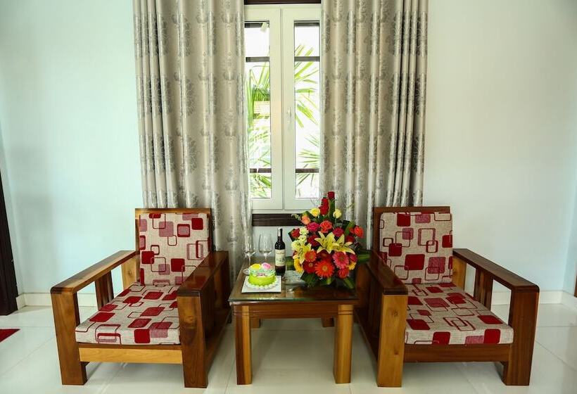 هتل Hoi An Holiday Villa