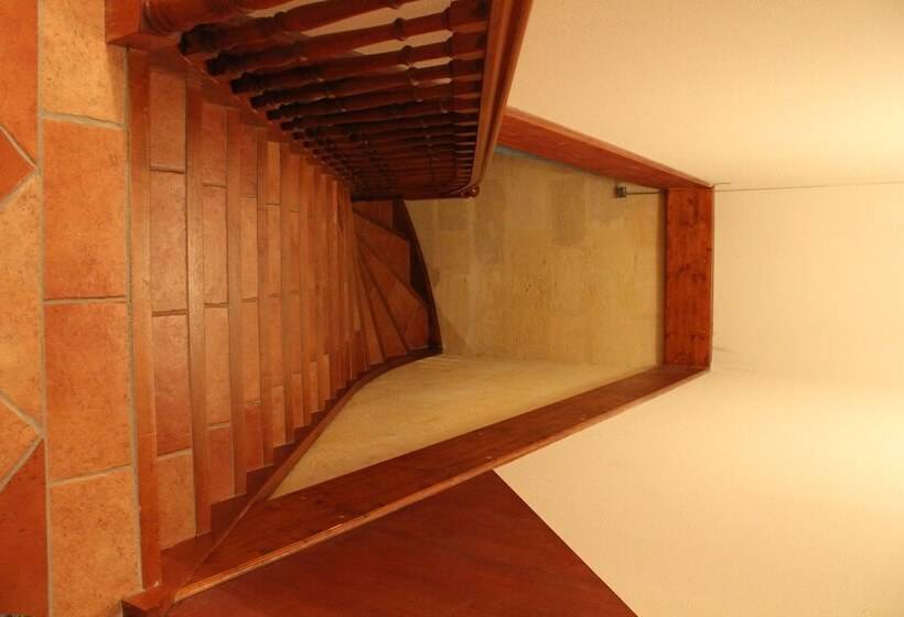 בית מלון כפרי Hôtel Restaurant Le Phénix