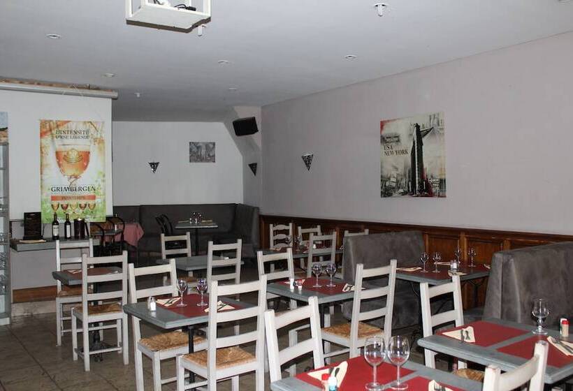 호텔 Hôtel Restaurant Le Phénix