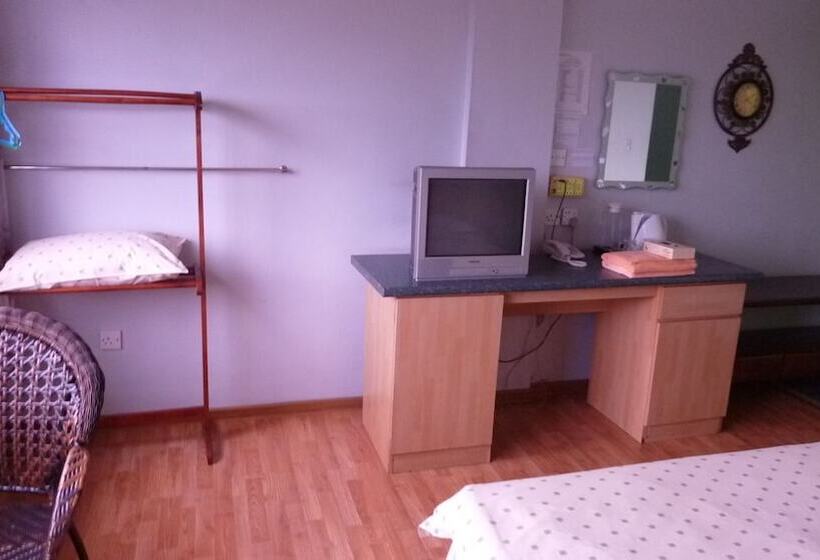 Отель Hung Hung