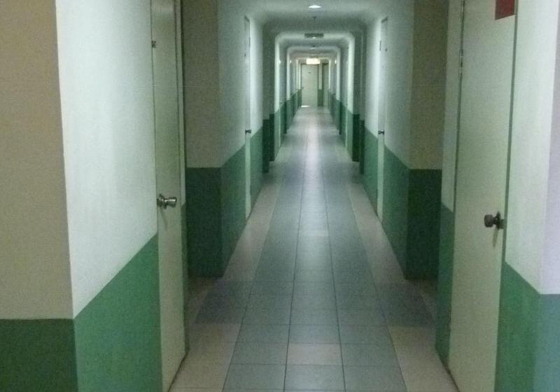 Отель Hung Hung