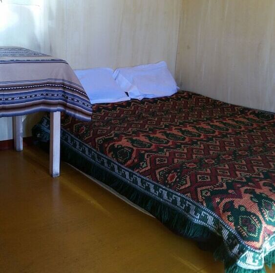 Отель Islas Uros Lodge