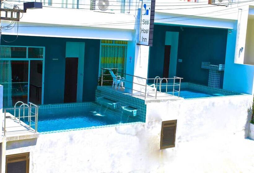 호텔 Kata Sea Host