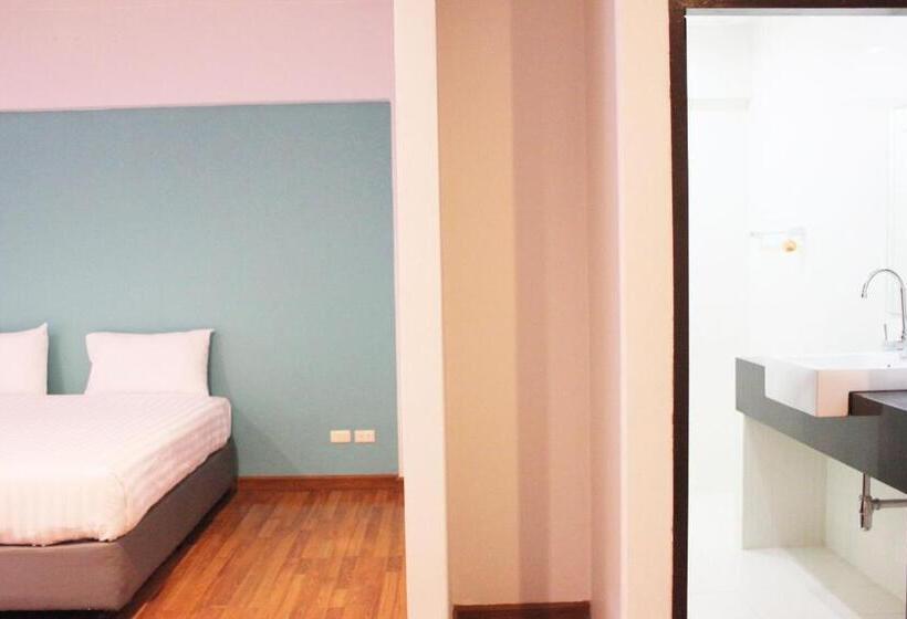 호텔 Kata Sea Host