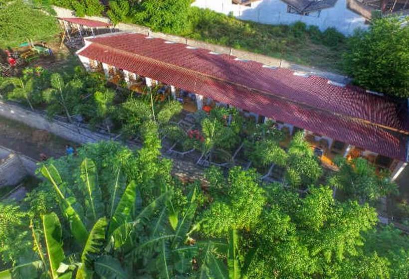 فندق Padanta Homestay